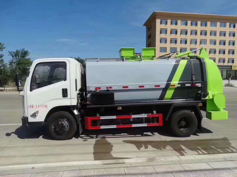江鈴4.5方餐廚垃圾車