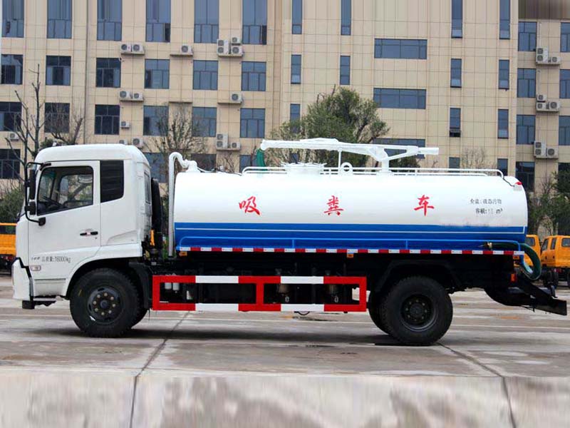東風(fēng)天錦14方吸糞車