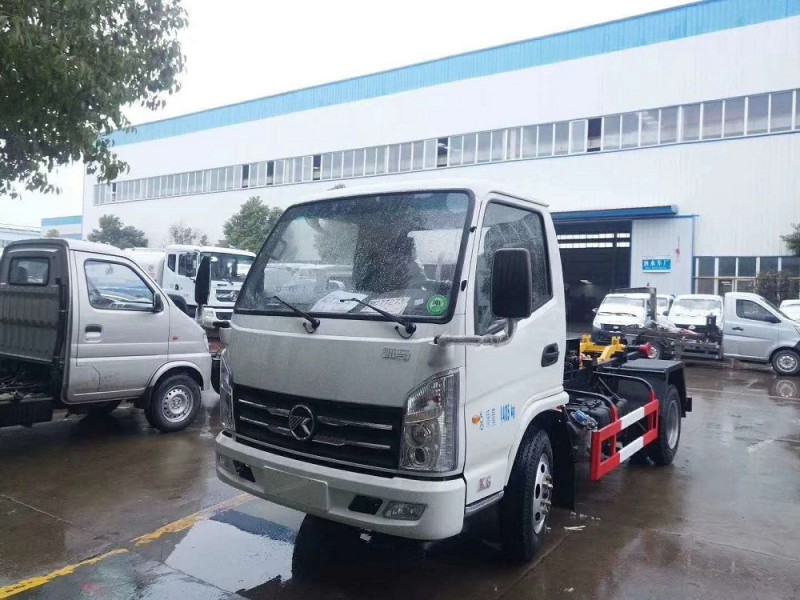 凱馬4方勾臂垃圾車(chē)