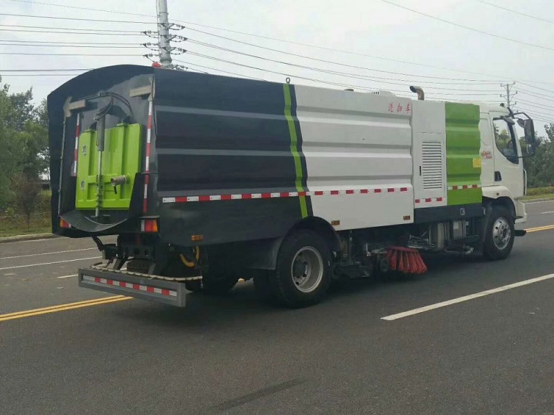 東風(fēng)柳汽12方洗掃車