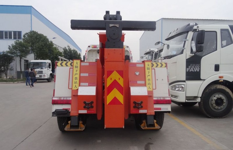 東風(fēng)D9多利卡一拖一清障車