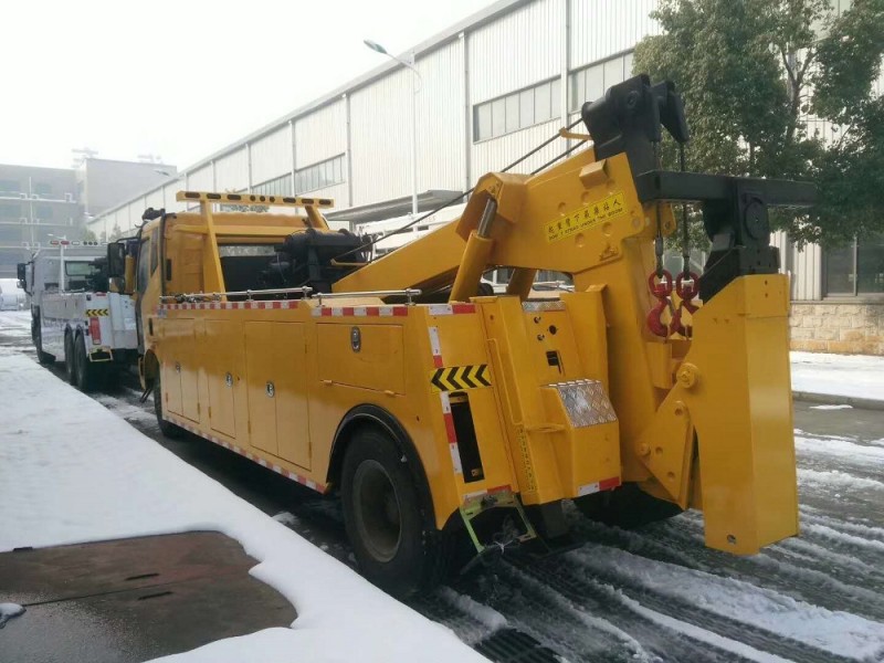 解放單橋拖吊聯(lián)體（一托一）清障車(chē)