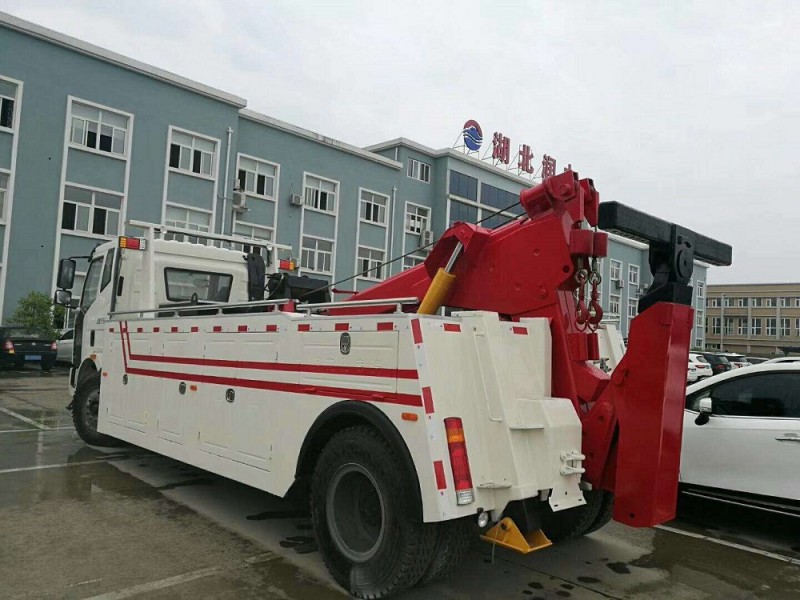 解放單橋拖吊聯(lián)體（一托一）清障車(chē)
