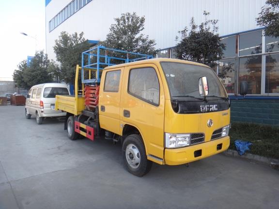 東風(fēng)雙排座8-10米平臺(tái)升降高空作業(yè)車(chē)圖片
